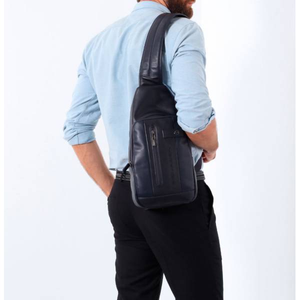 Мужская сумка рюкзак через плечо